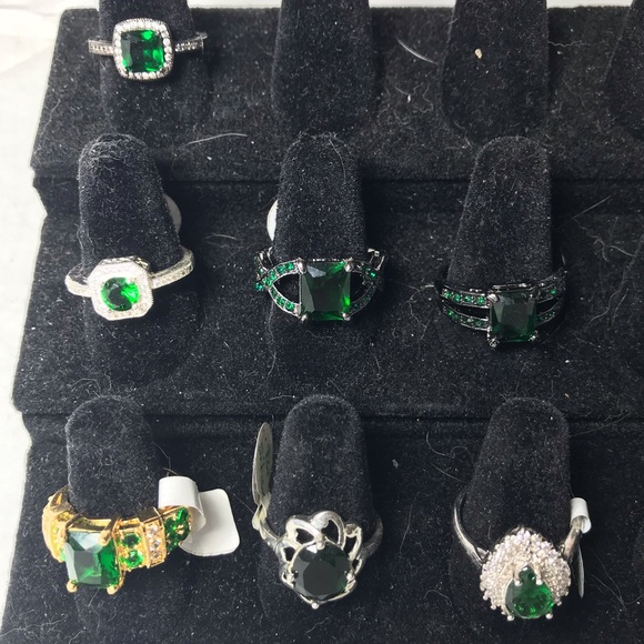 Emerald rings size 7- 7.5 - 8 - Picture 4 of 5